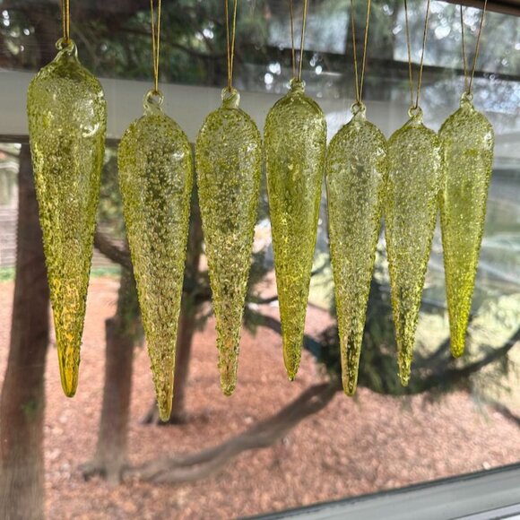 7 Vintage Hand Blown Tear Drop Icicles Sugared Green Celadon 8" Long - Picture 3 of 9